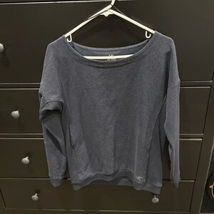 Arcteryx thin crew neck sweatshirt